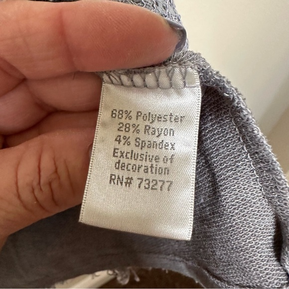 Disney Lauren Conrad Snow White & 7 Dwarves Top Small - Picture 7 of 8